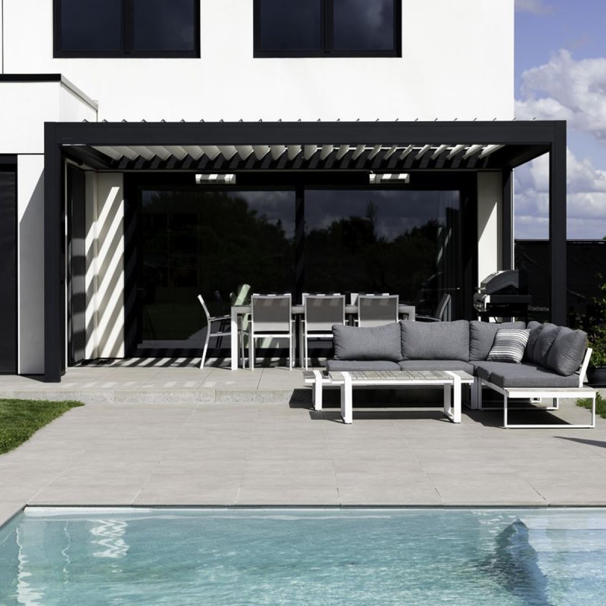 ds-ueberdachungen_lamellendach_am pool_1